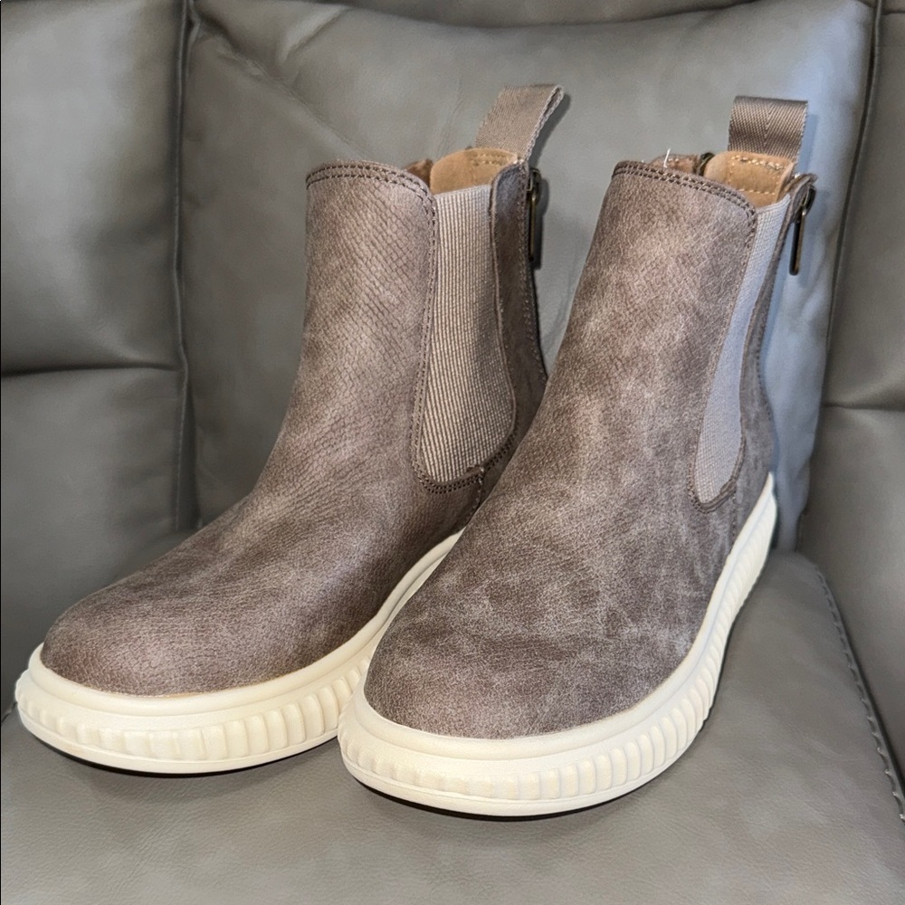 Earth Taupe Zip-Up Ankle Boots